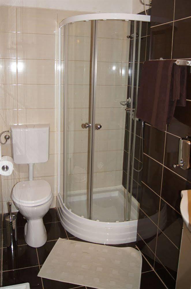 Eitans Guesthouse Budapest Eksteriør bilde